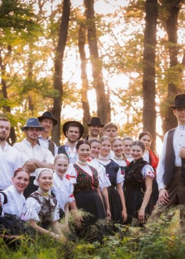 Folklórny súbor Tribeč