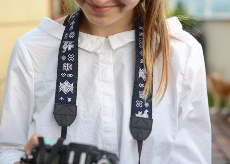 My Mimi folk popruhy na foťáky